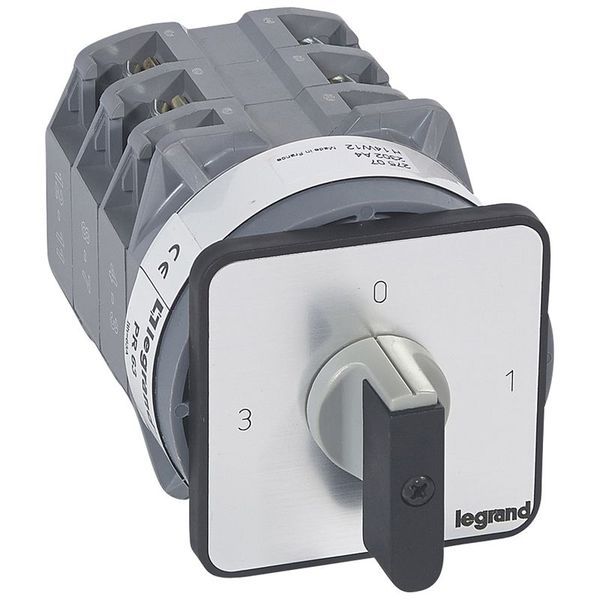 Pr63 3 Dir Avec 0 2P Fixation Vis legrand 027507